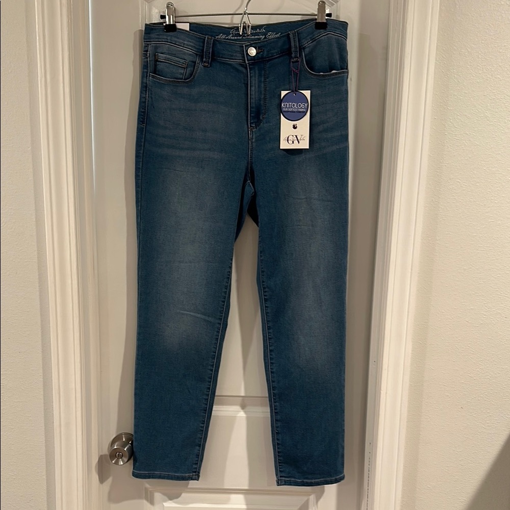 Gloria Vanderbilt Women's Blue Jeans
